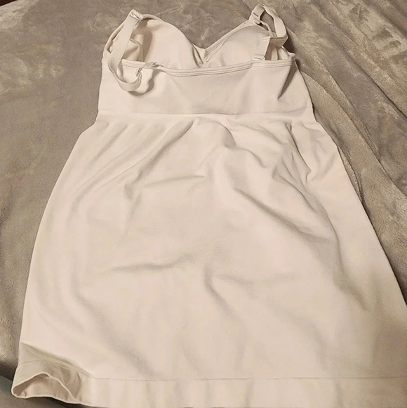 Bravado basics white nursing cami, XL - Picture 4 of 5